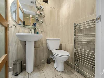 Annex Number One Shower Room